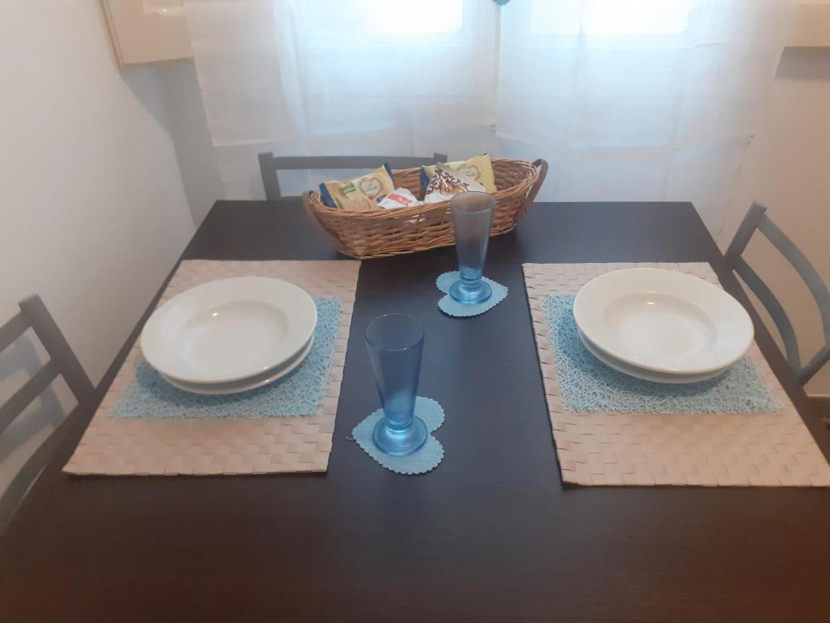 Antonia Jess Due Passi Dal Mare- Gessica Hh Apartment Monopoli Ngoại thất bức ảnh