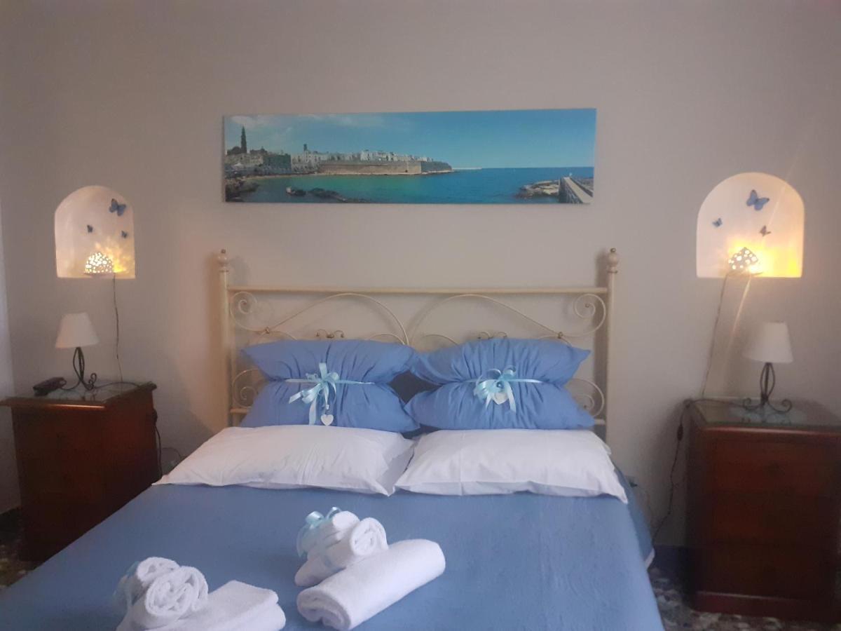 Antonia Jess Due Passi Dal Mare- Gessica Hh Apartment Monopoli Ngoại thất bức ảnh