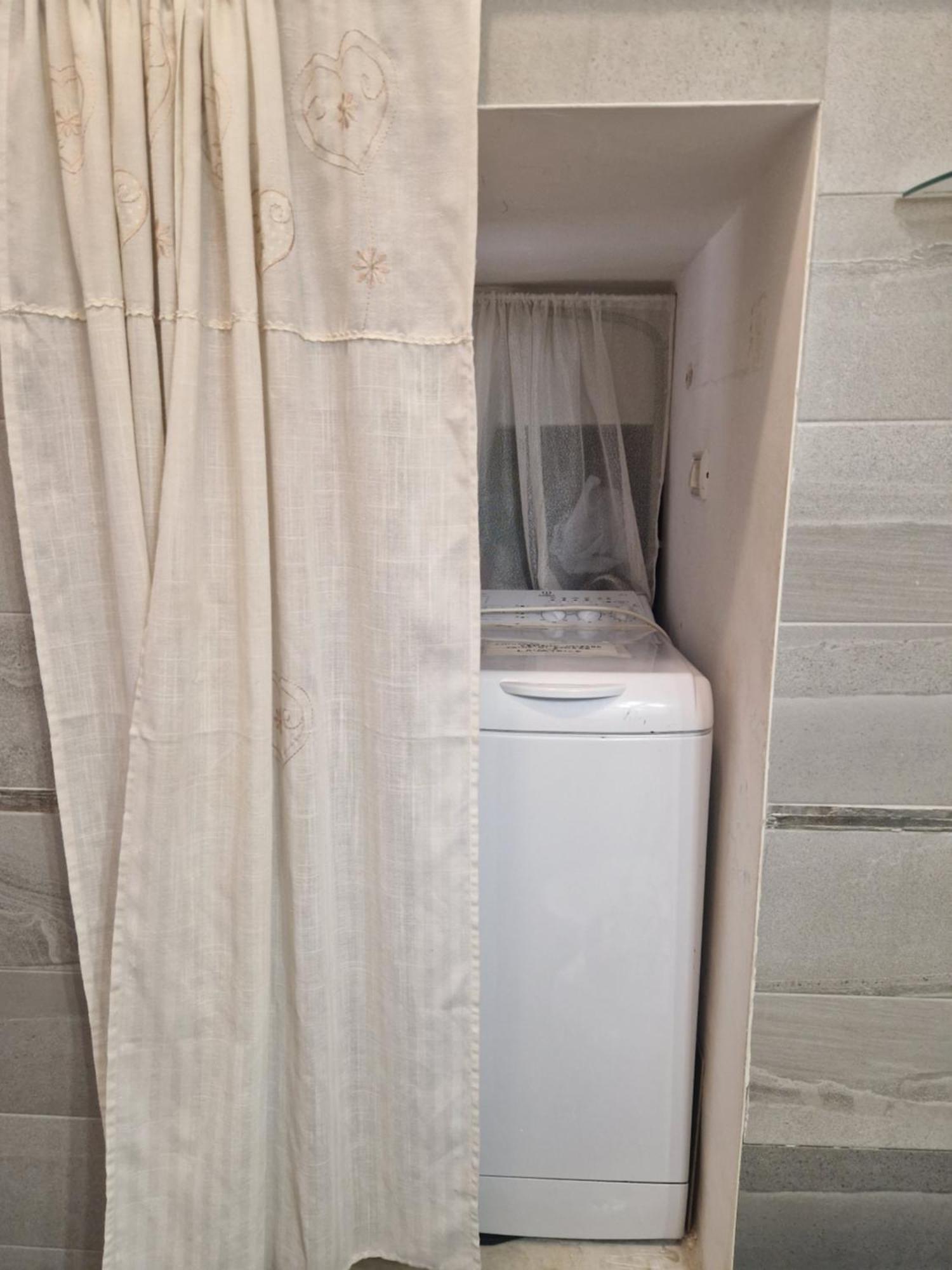 Antonia Jess Due Passi Dal Mare- Gessica Hh Apartment Monopoli Ngoại thất bức ảnh